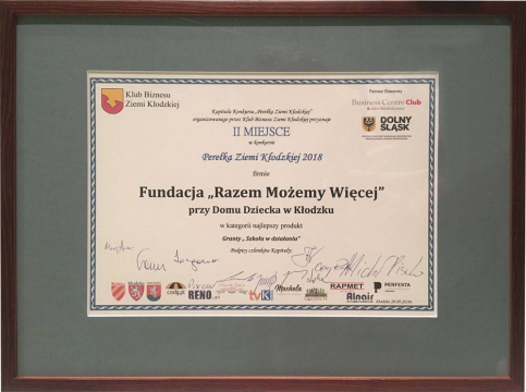 42666658_1832639243499784_6525332547113582592_o